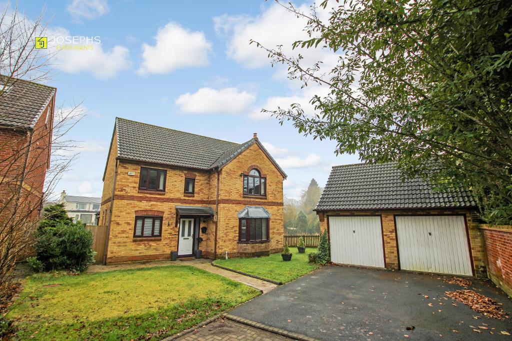 Tilside Grove, Lostock, Bolton, Greater Manchester, BL6 4BX