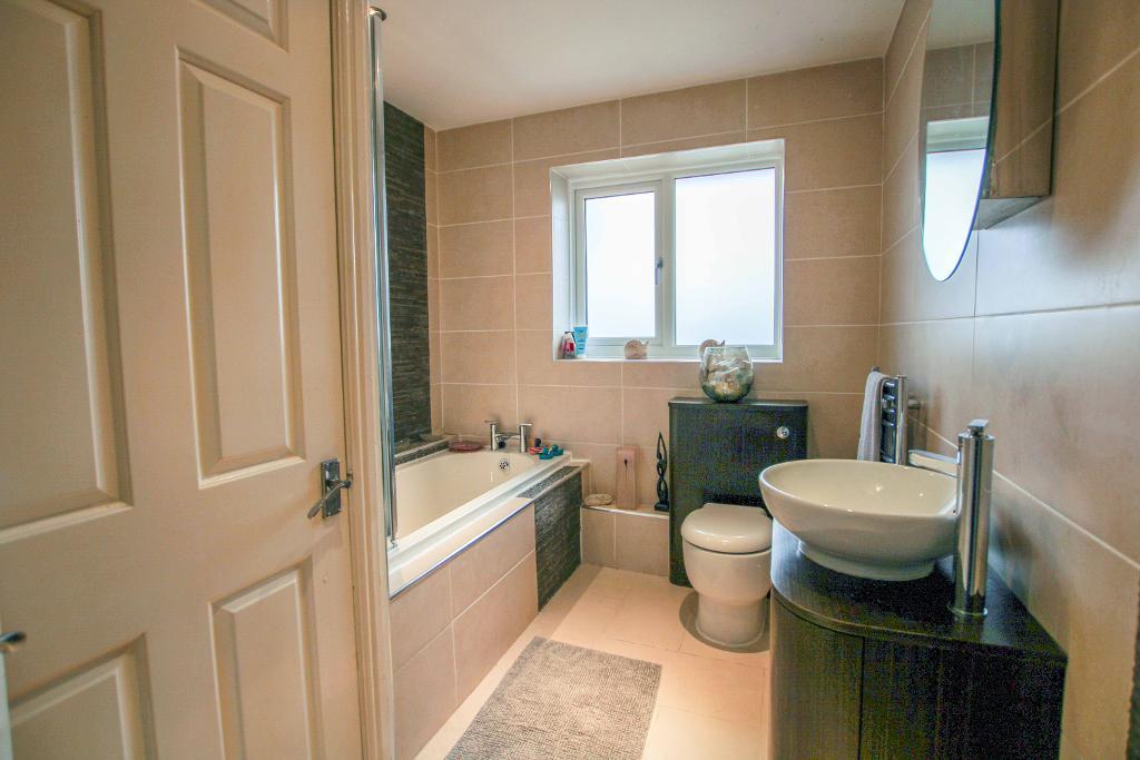 Oldstead Grove, Bolton, BL3 4XW