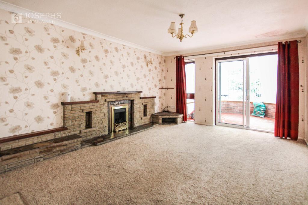 St Dominics Mews, Bolton, BL3 3NX