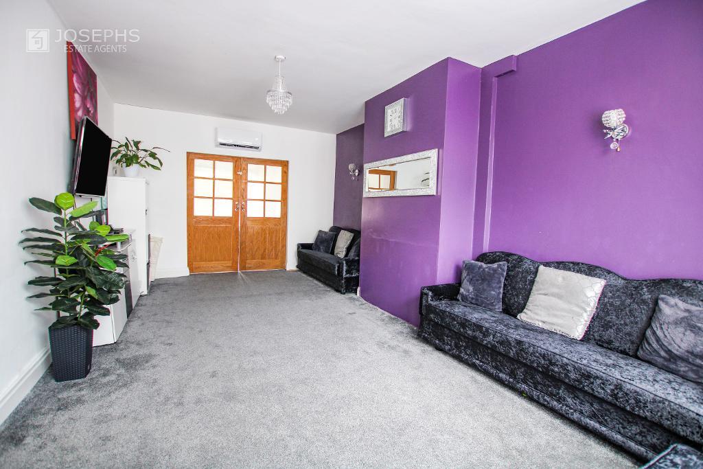 Melbourne Road, Bolton, BL3 5RW