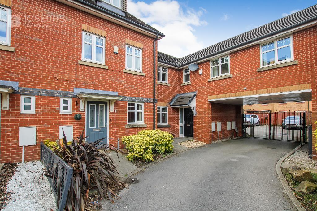 Linnyshaw Close, Bolton, BL3 4WH